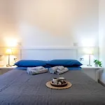 Calarossa House *